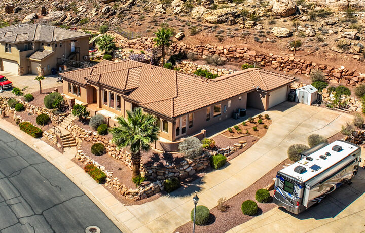 Property Photo: 2317 Greystone Dr UT 84790