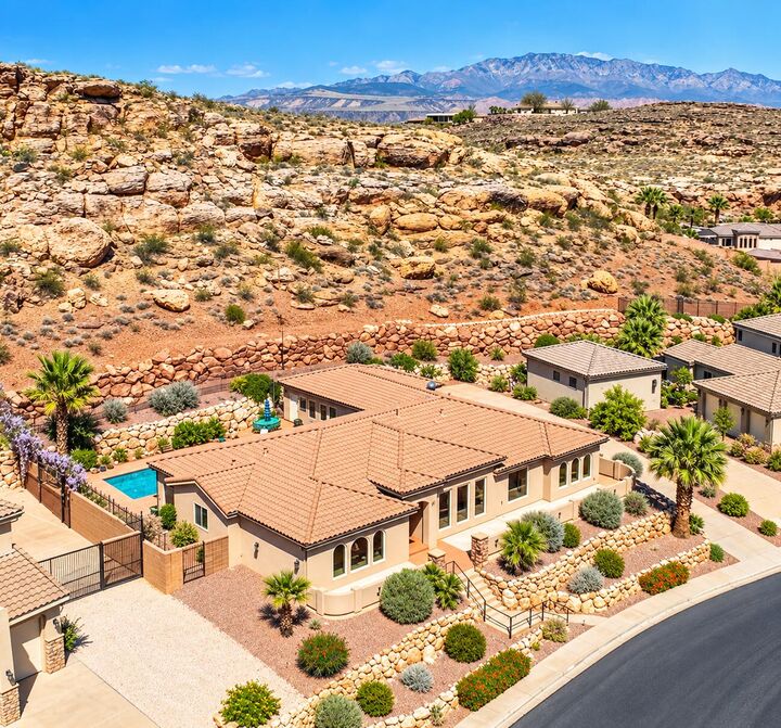Property Photo: 2317 Greystone Dr UT 84790