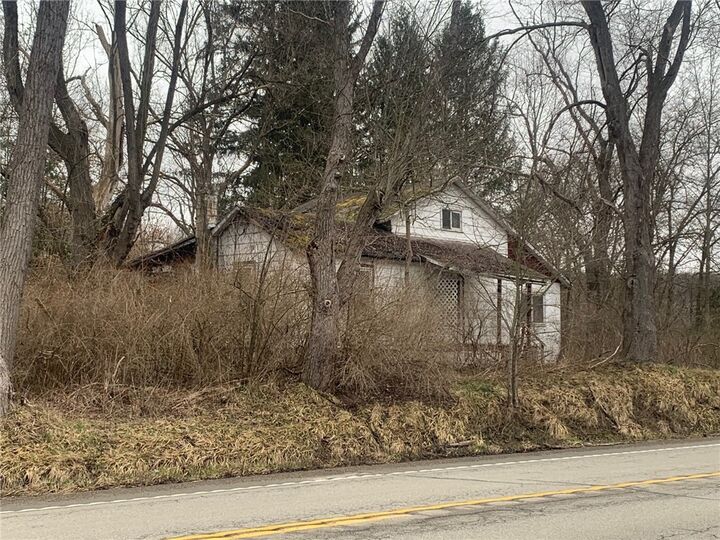 Property Photo:  Lot 108 W Market St  PA 16137 