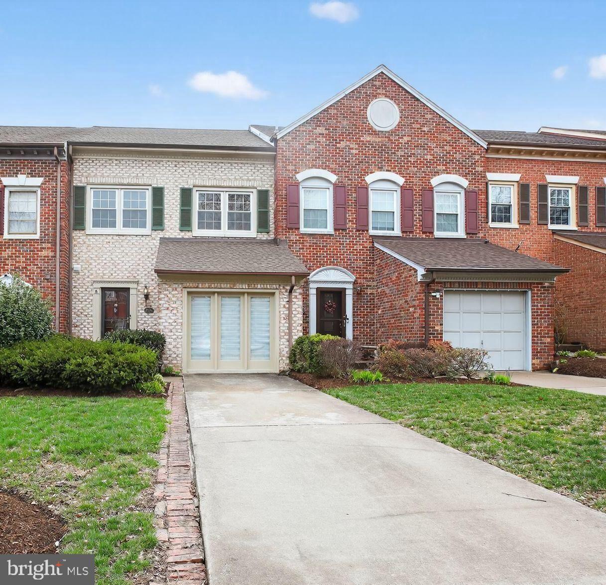 Property Photo:  6065 Estates Drive  VA 22310 