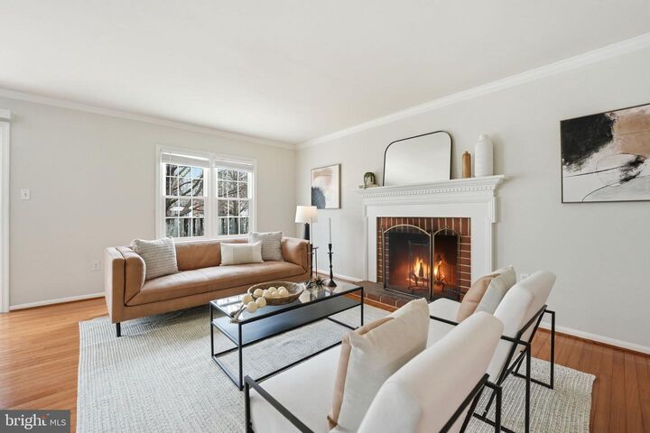 Property Photo:  9932 Longford Court  VA 22181 