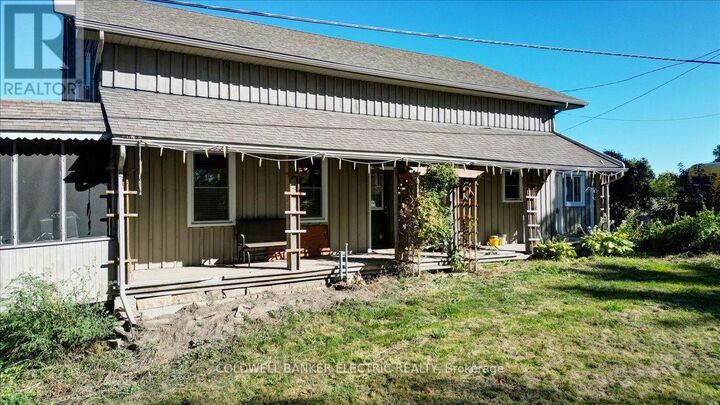 Property Photo:  450 Thomasburg Road  ON K0K 3H0 