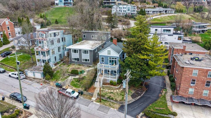 Property Photo: 416 Torrence Court OH 45202