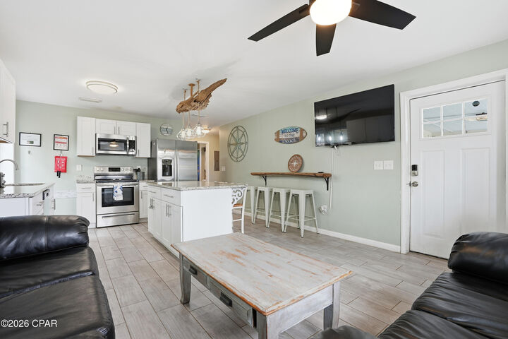 Property Photo: 5616 Pinetree Avenue FL 32408