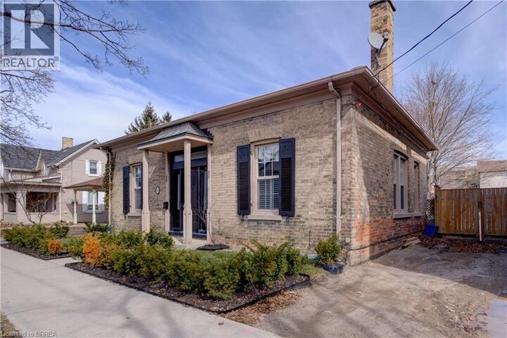 Property Photo:  53 William Street  ON N3T 3K6 