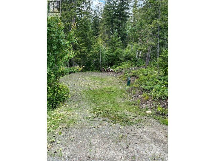 5363 Squilax-Anglemont Road — photo 1