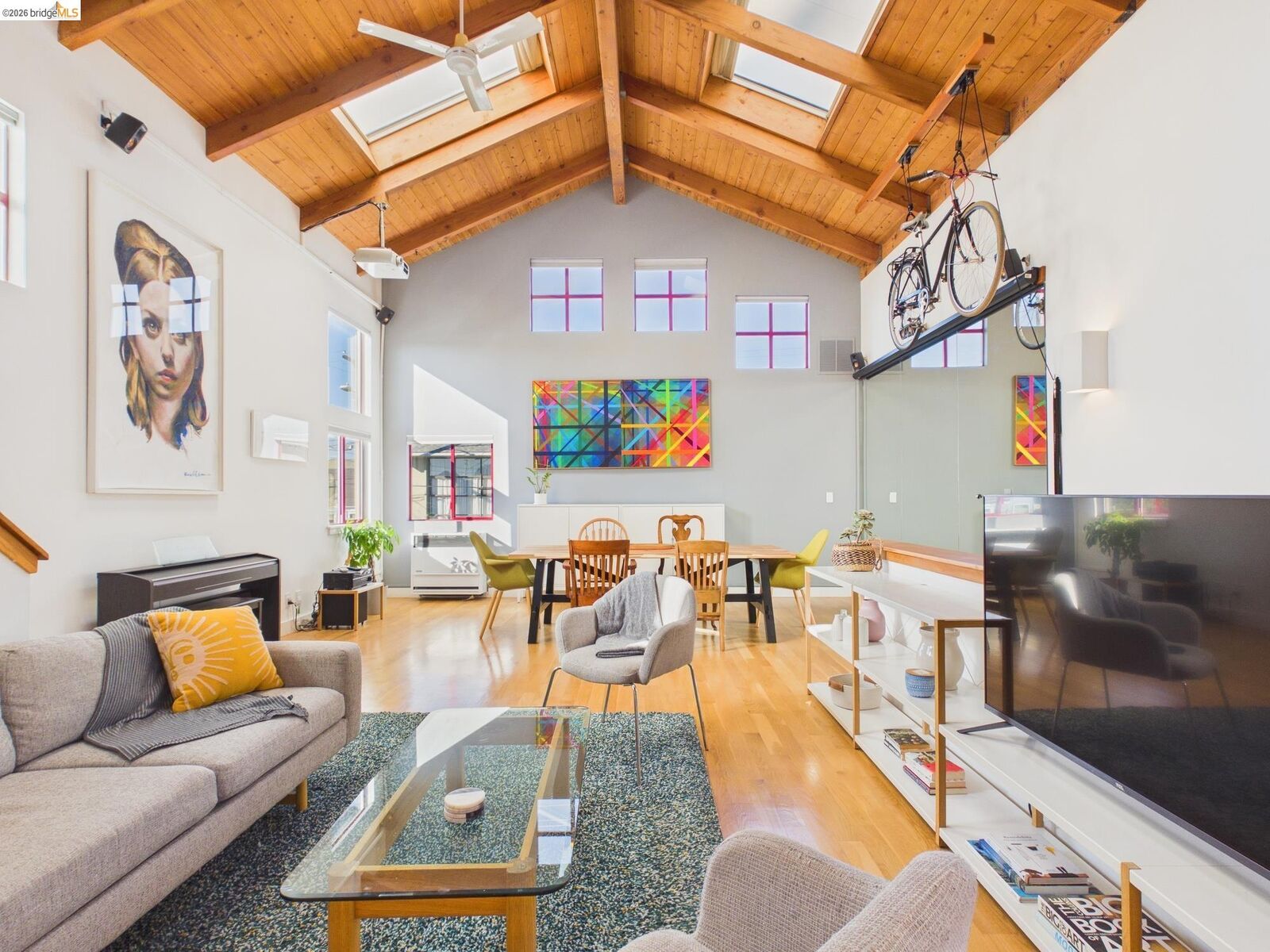 Property Photo: 2932 Filbert St 2 CA 94608