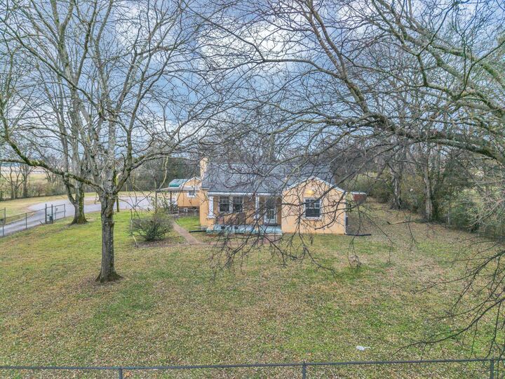 Property Photo:  3200 Knight Drive  TN 37207 