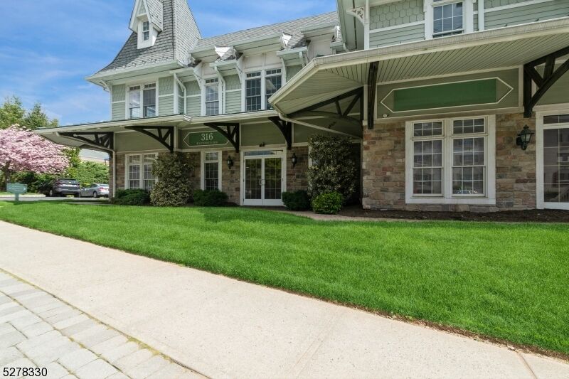 Property Photo:  316 South Ave  NJ 07023 