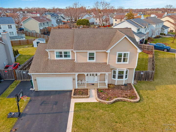 Property Photo:  1278 Regent Drive  IL 60060 