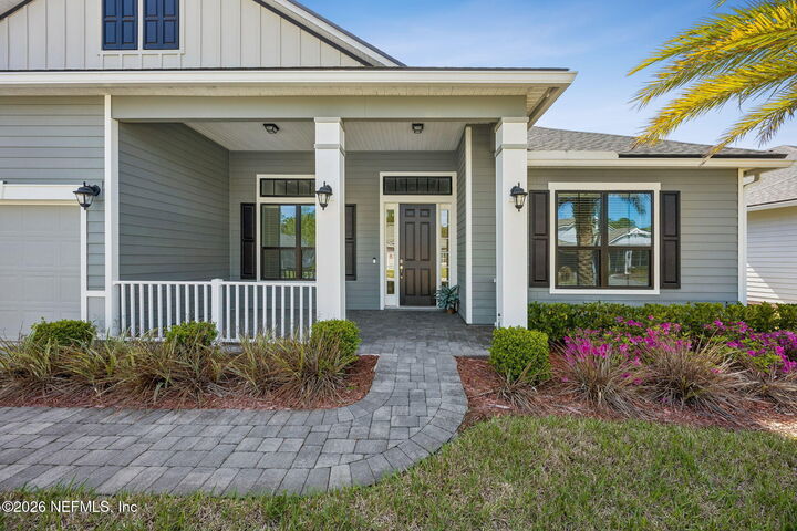 Property Photo: 95203 Sandy Pointe Drive FL 32034