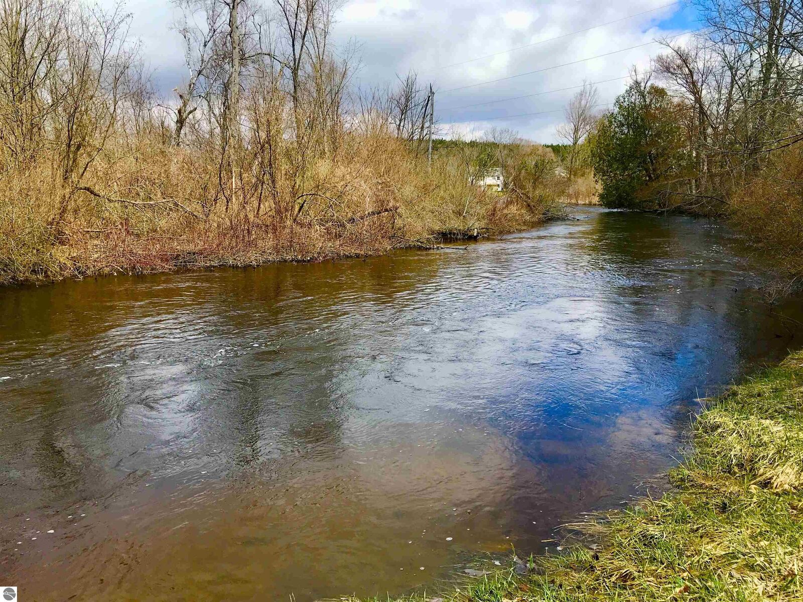 Property Photo:  1041 &Amp 1043 Bonanza Lane  MI 48893 