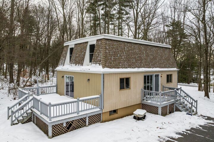 Property Photo:  87 Edgewater Drive  NH 03825 
