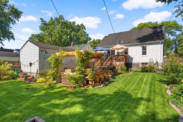 Property Photo:  4047 Yosemite Avenue S  MN 55416 