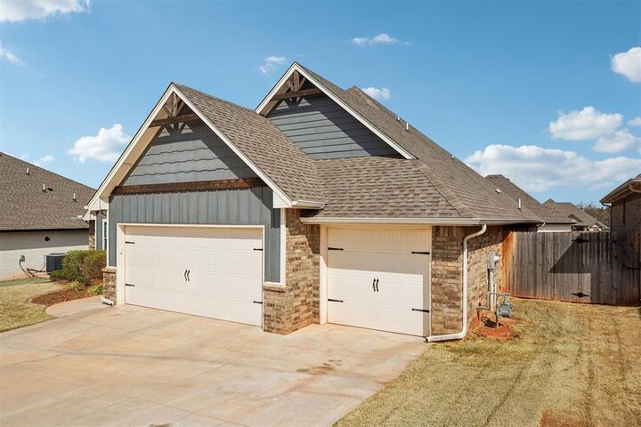 Property Photo:  729 NW 198th Street  OK 73012 