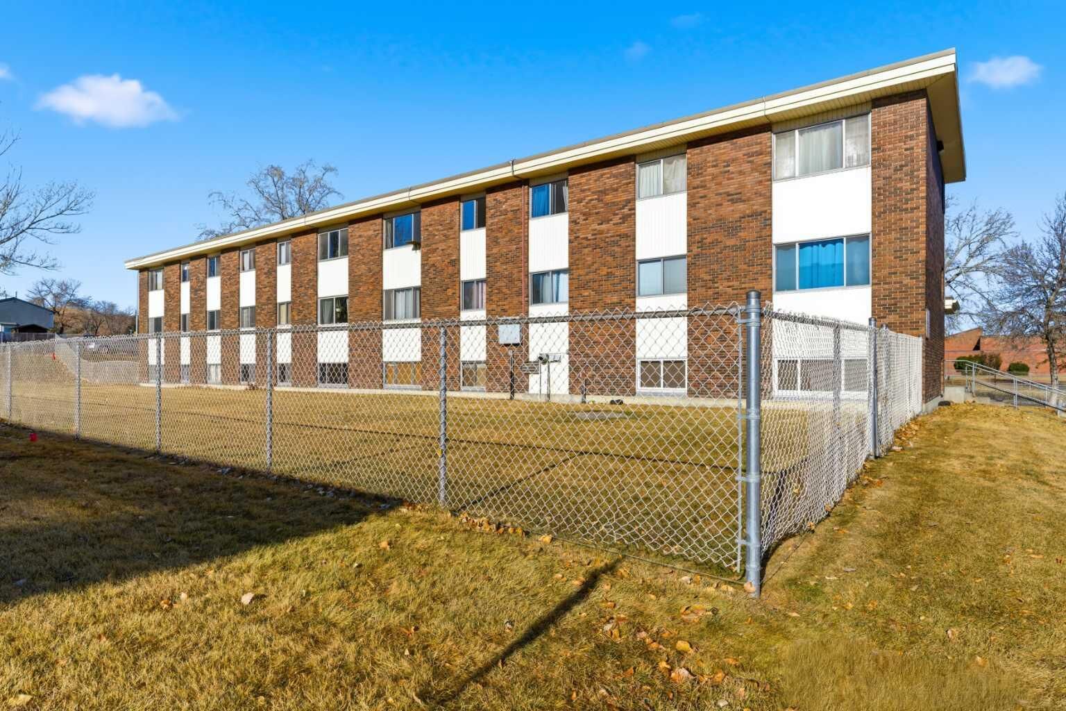 Property Photo:  231 64 Avenue NW 103  AB T2K 0M1 