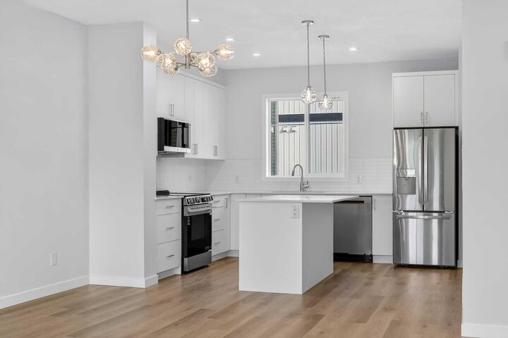 132 Red Embers Link NE 906 — photo 1