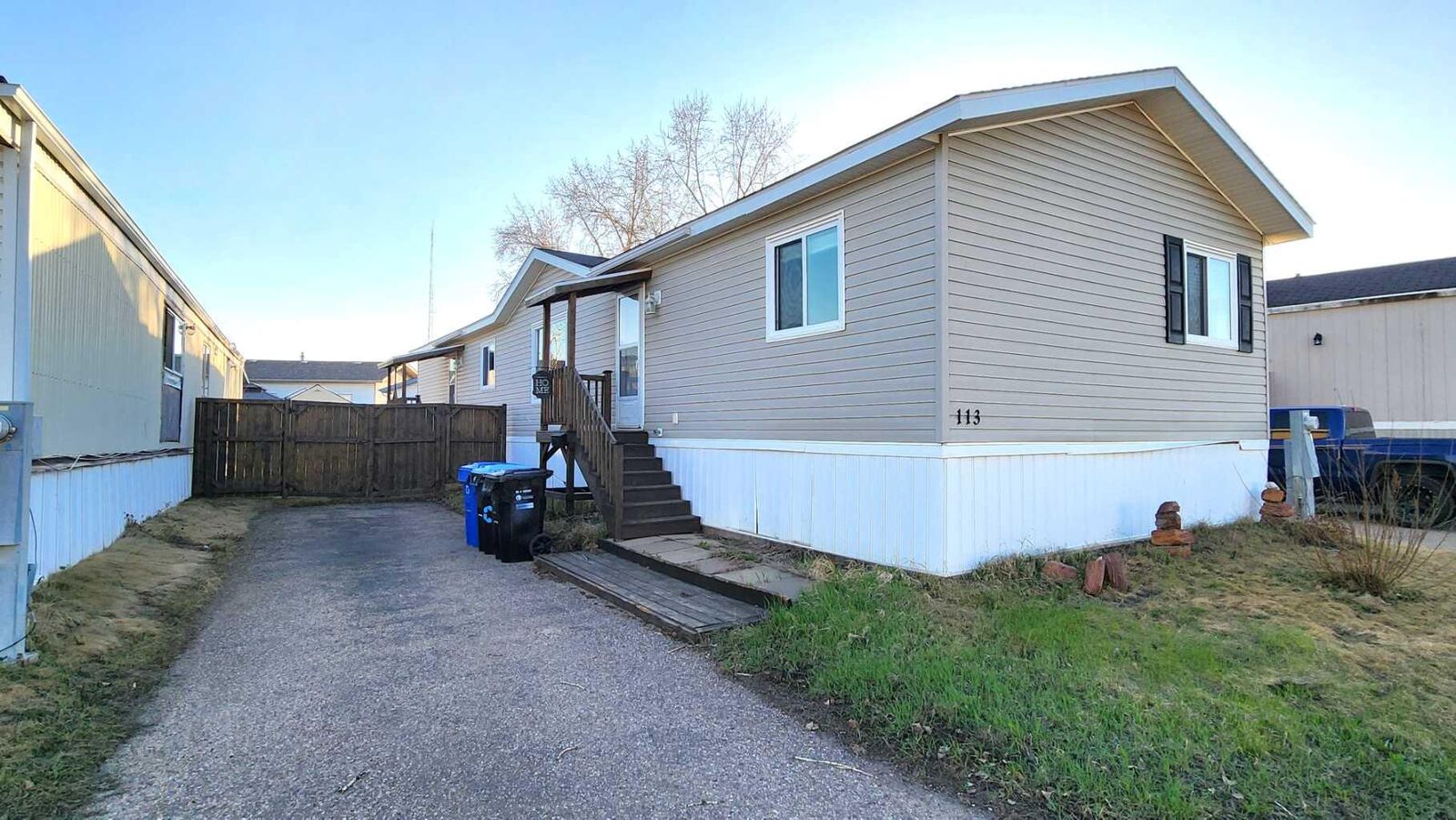 Property Photo:  113 Granite Street  AB T9H 4Y2 