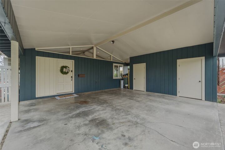 Property Photo:  1325  College Street  OR 97862 