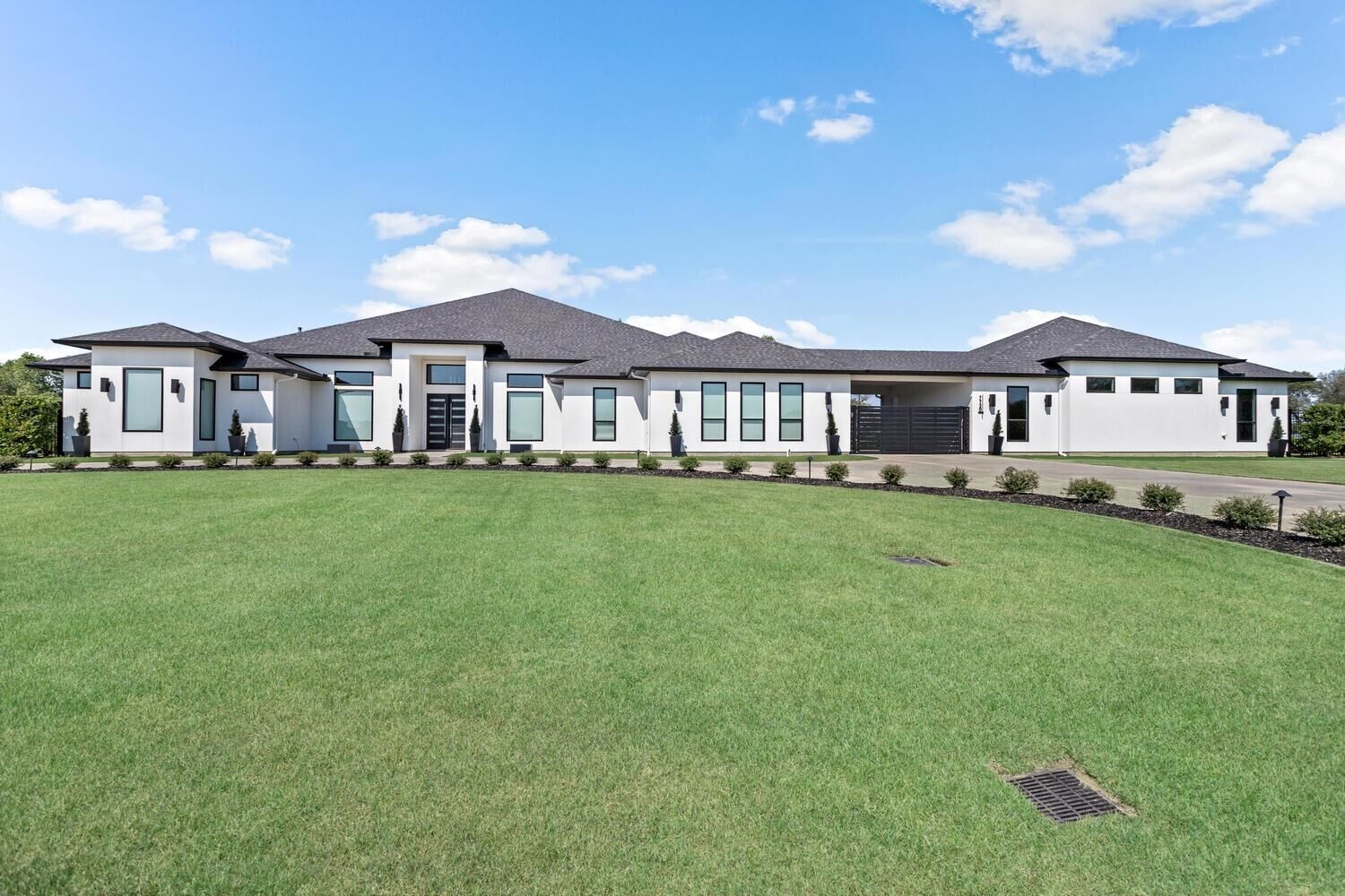 Property Photo:  7720 N Lakeside Dr  TX 77707 