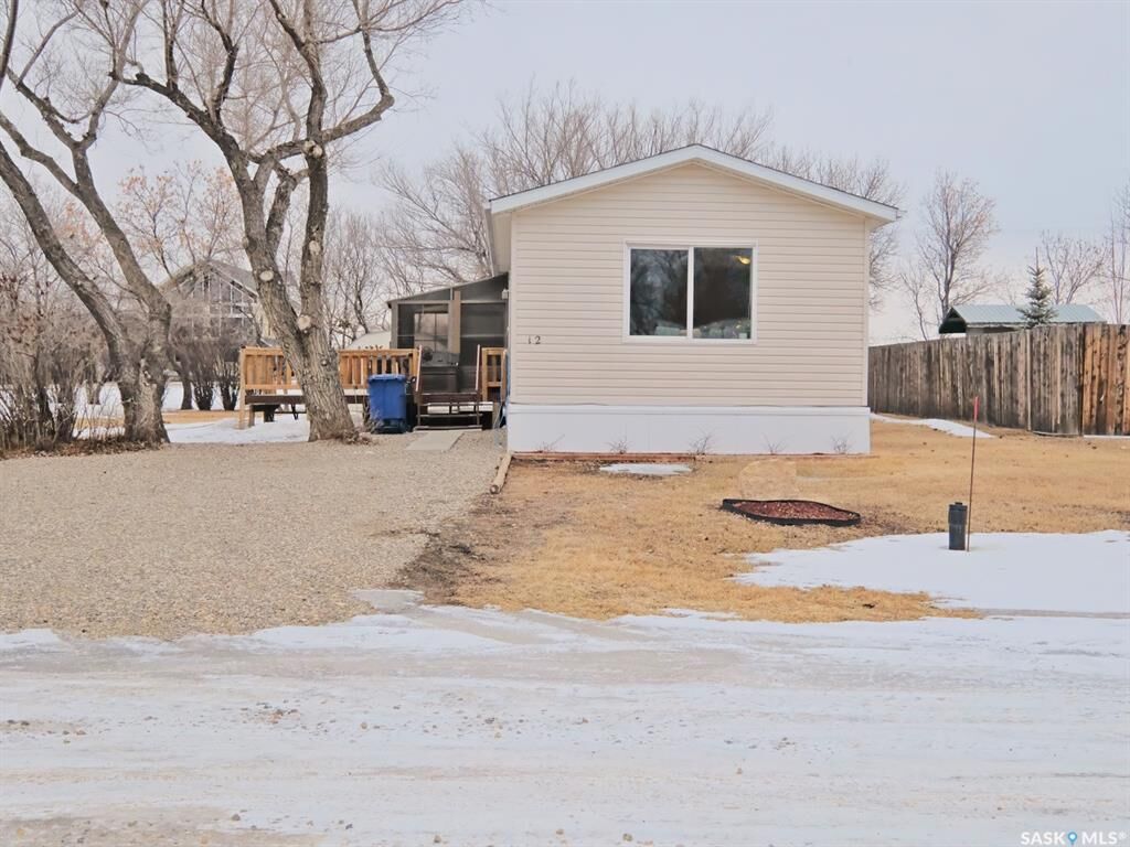 Property Photo:  12 Prairie View Crescent  SK S0L 2V0 