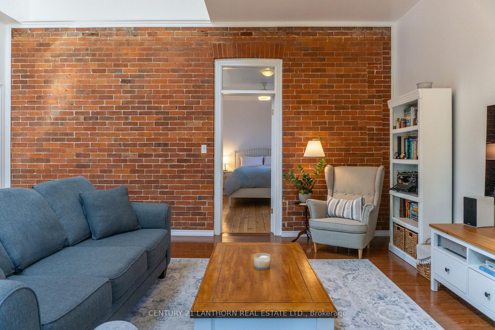 Photo de la propriété:  128 Picton Main Street Rear  ON K0K 2T0 