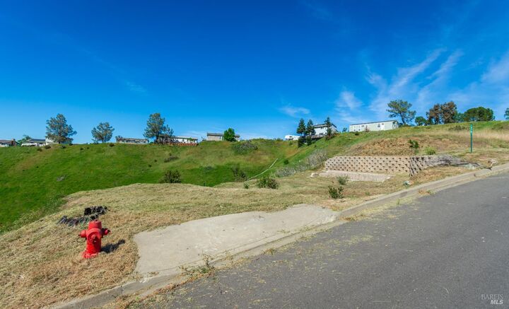 Property Photo: 318 Black Oak Lane CA 94558