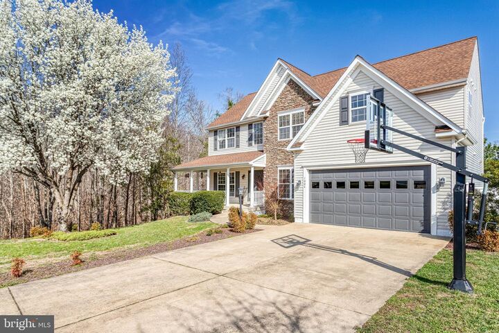 Property Photo:  1004 Oakwood Court  VA 22401 