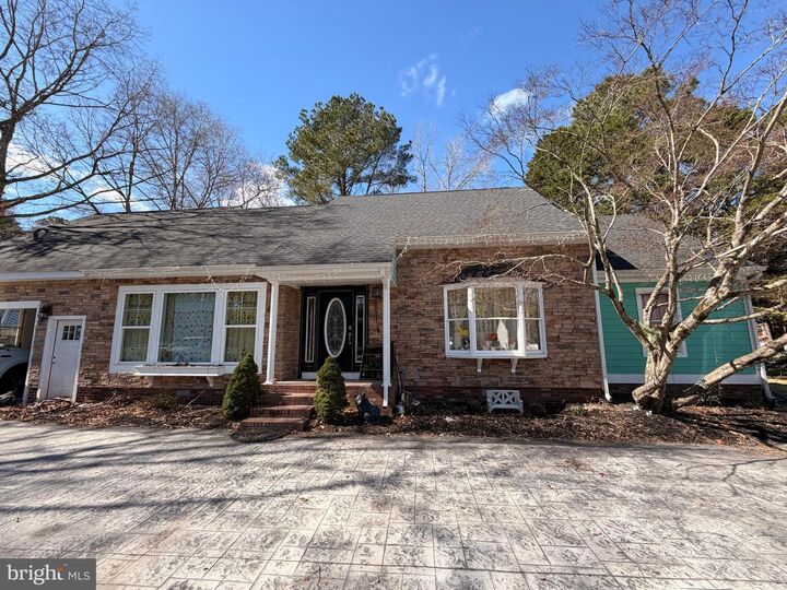 Property Photo: 608 W Main Street MD 21826