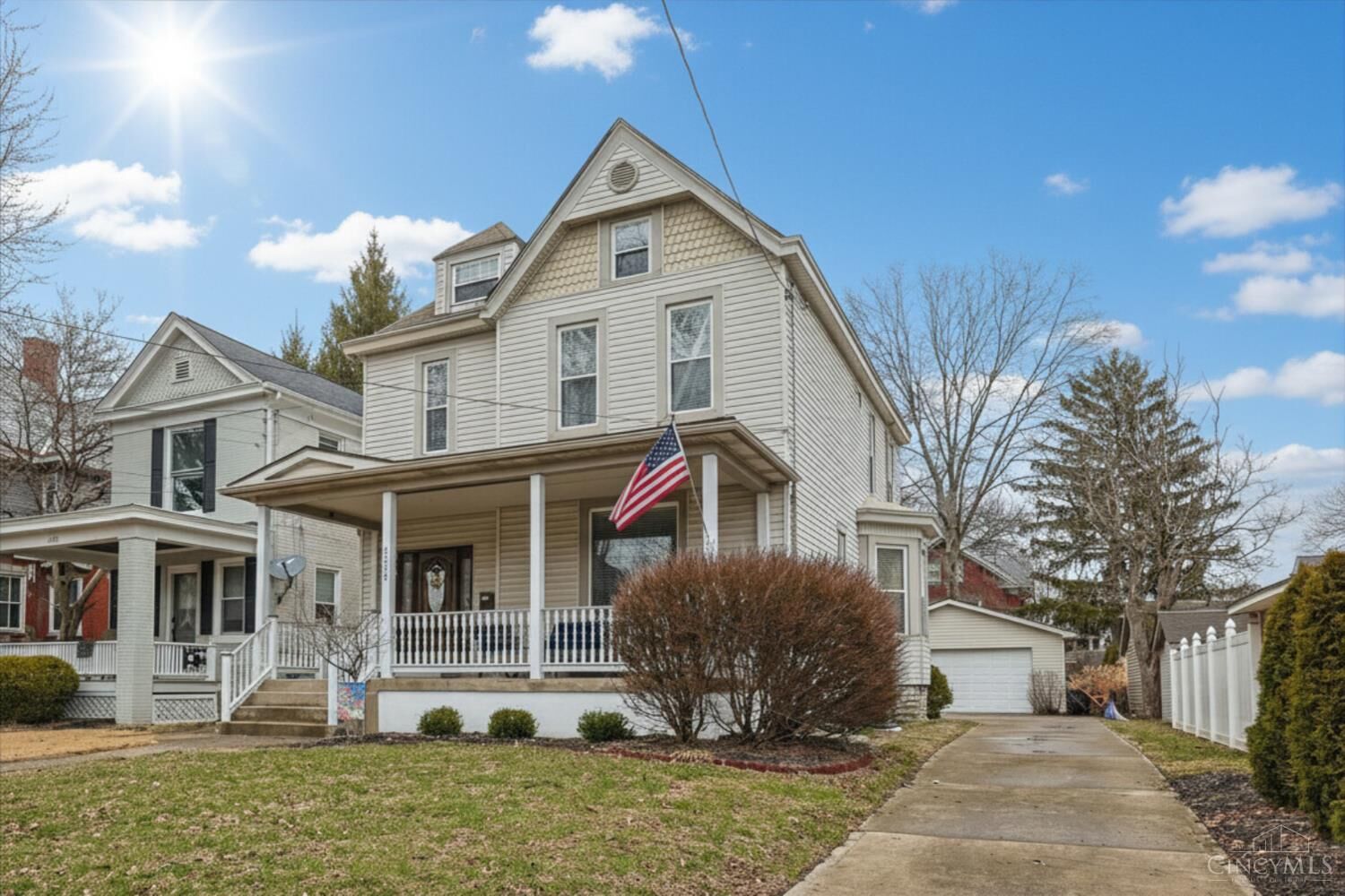 Property Photo:  2272 Monroe Avenue  OH 45212 