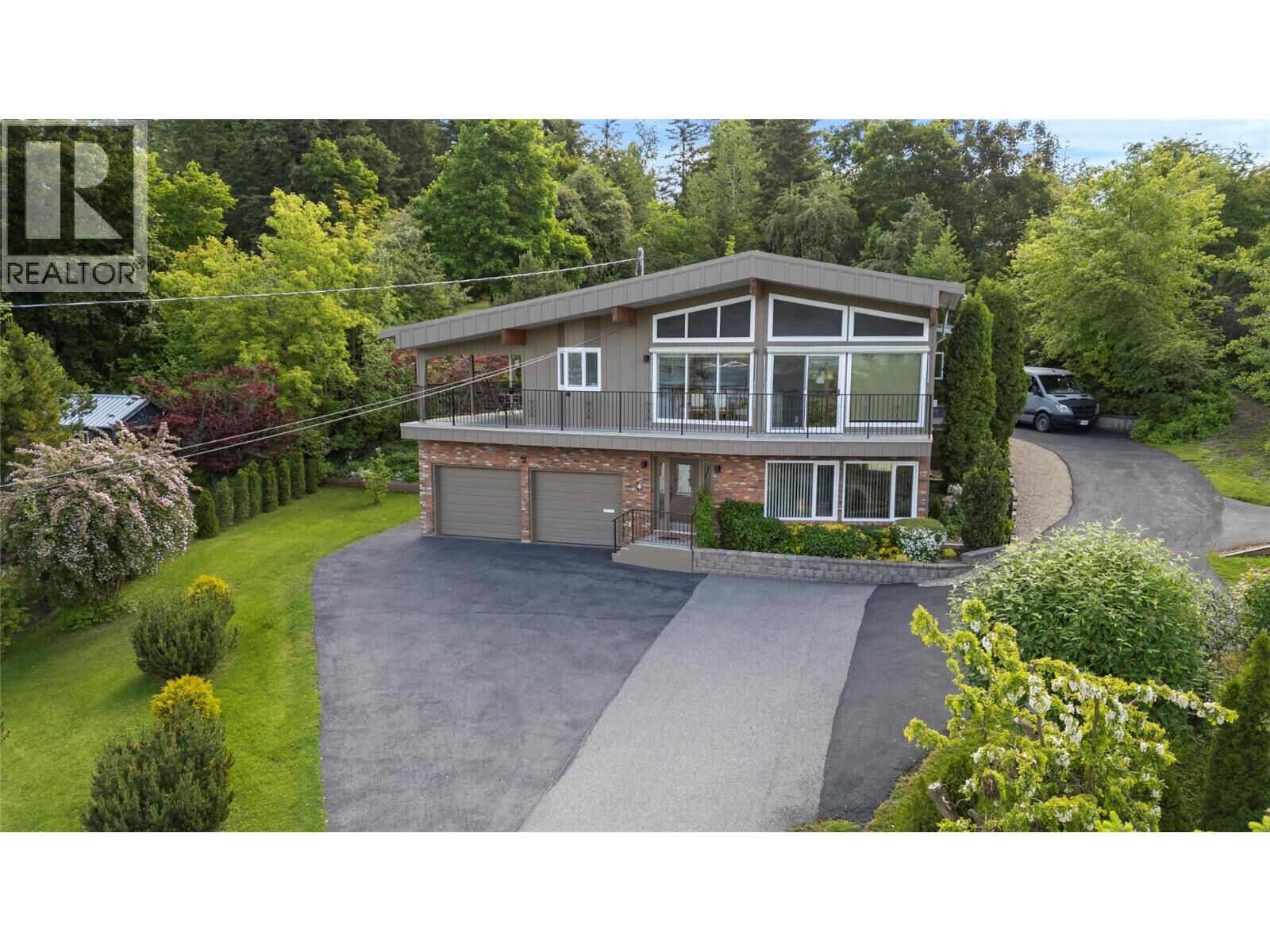 Property Photo: 1280 Lakeshore Road Northeast BC V1E 2V7