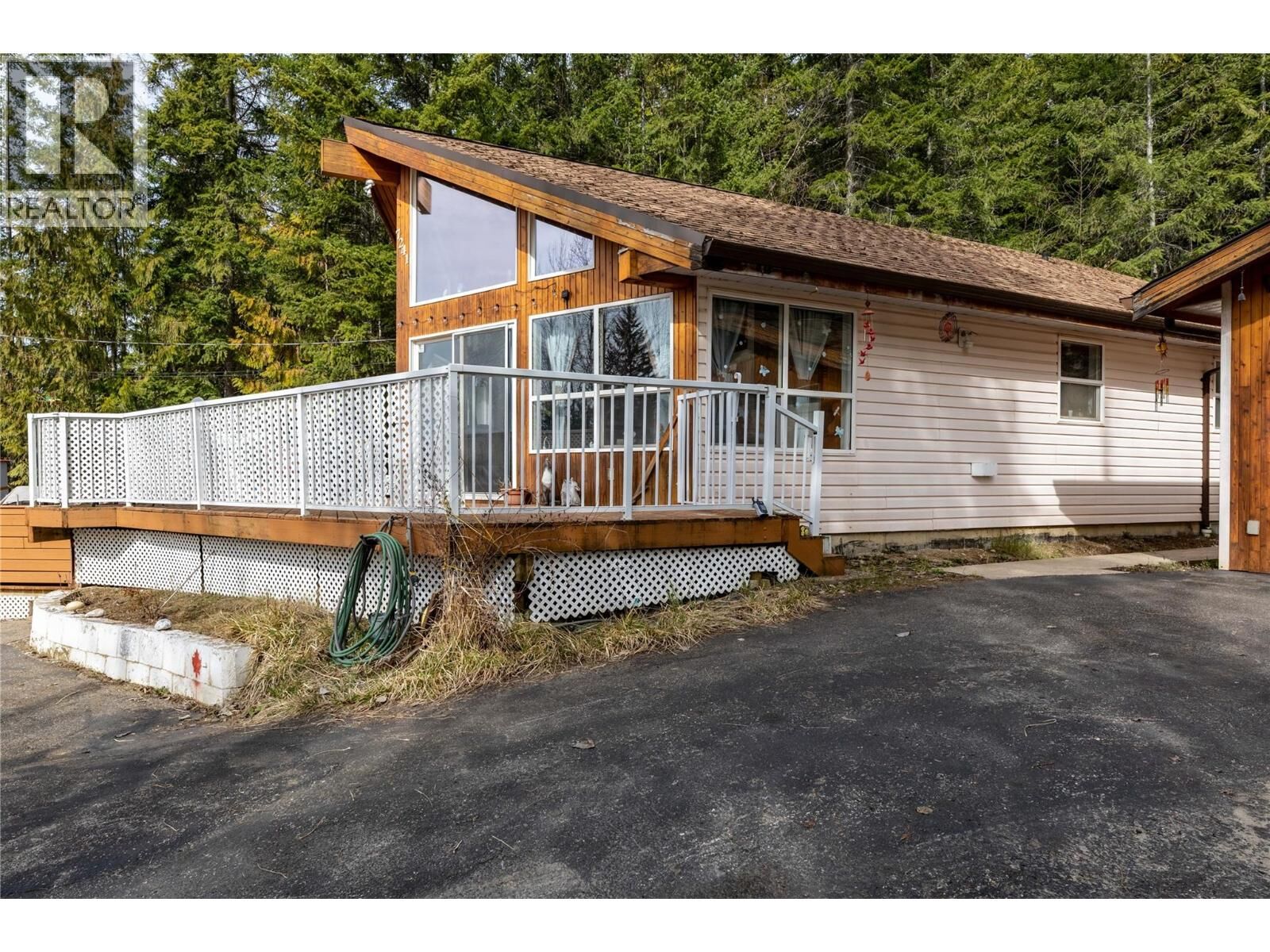 Property Photo: 7241 Estate Place BC V0E 1M8