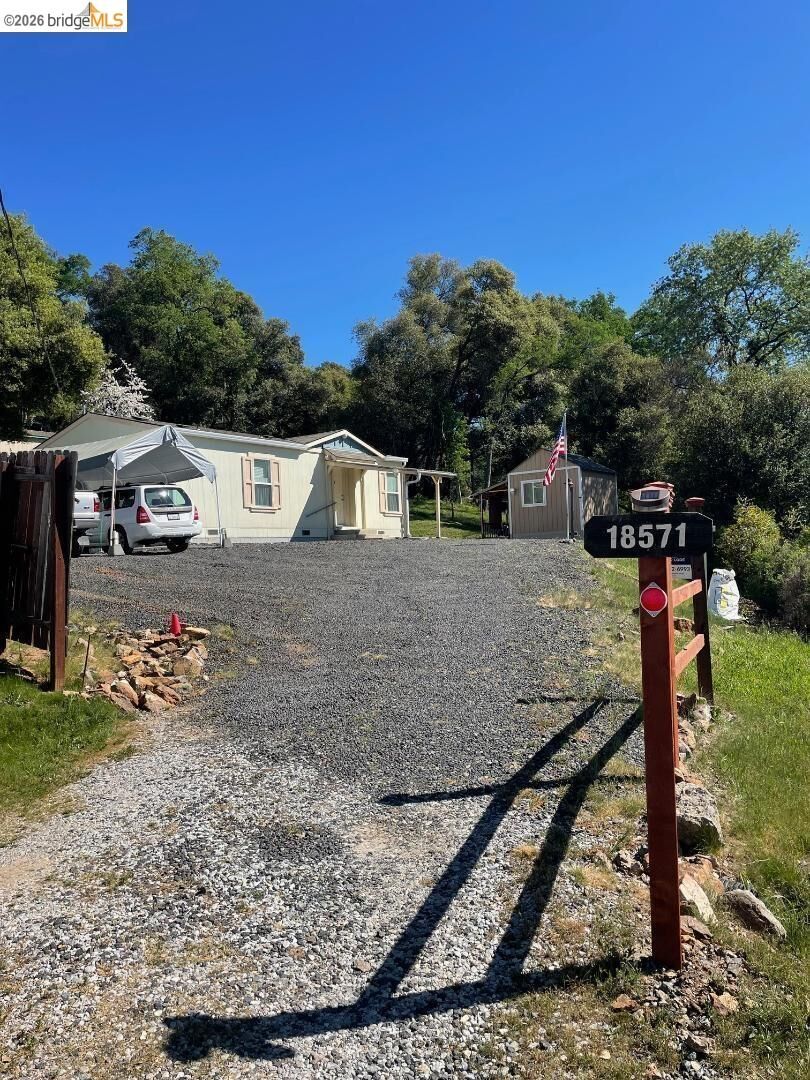 Property Photo:  18571 Maple Ave  CA 95379 