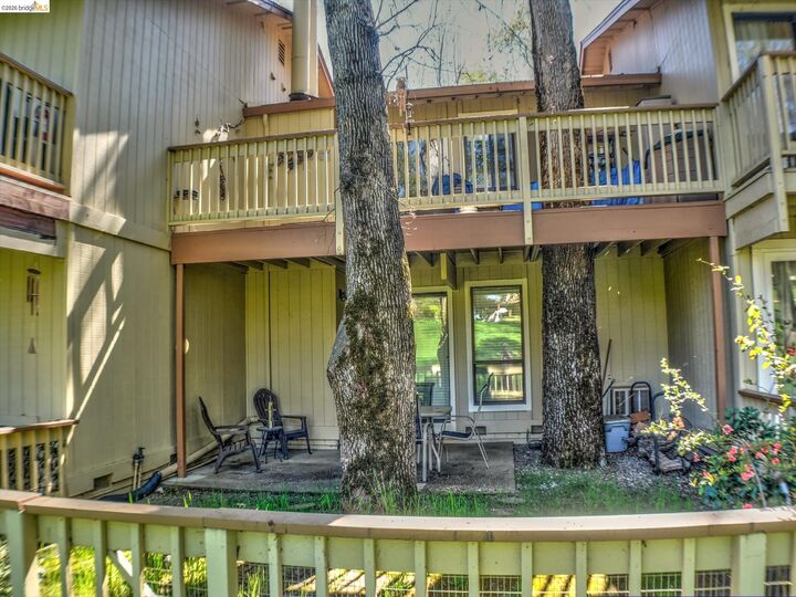 Property Photo:  19166 Dyer Ct  CA 95321 