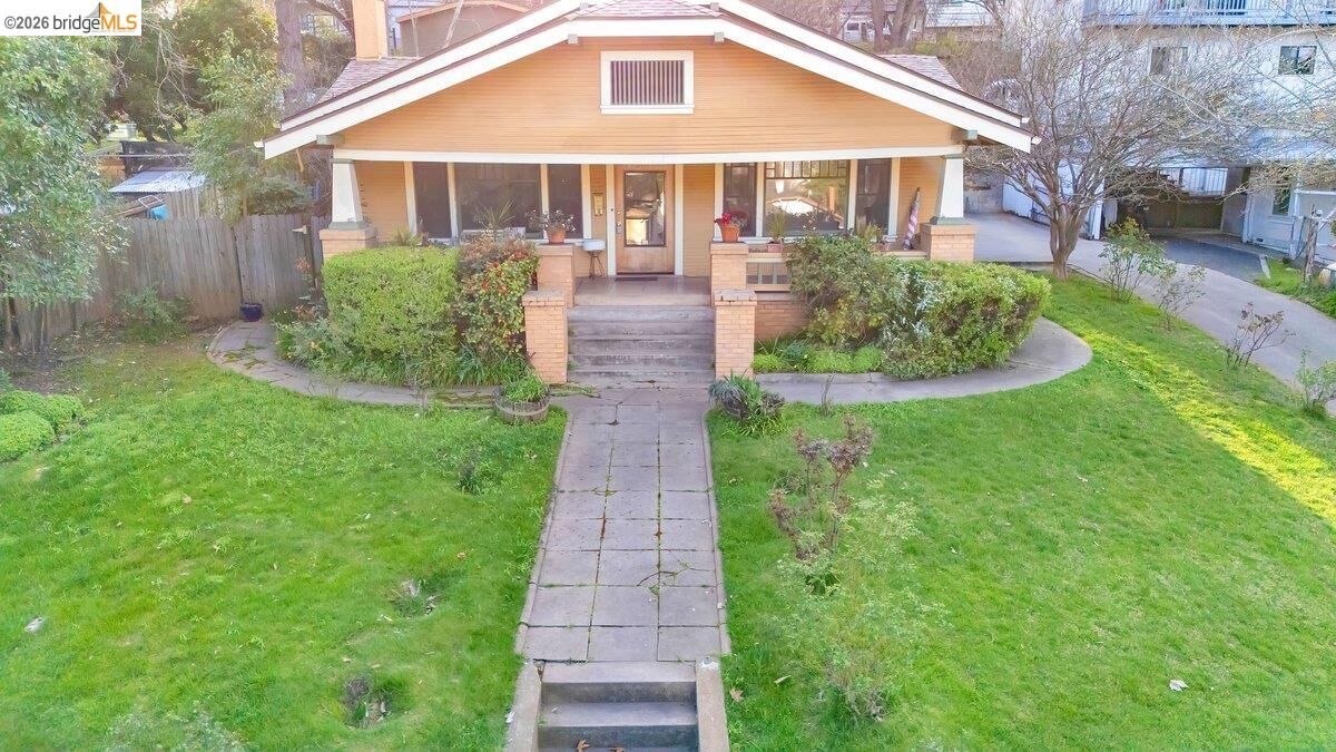 Property Photo: 518 S Washington St CA 95370