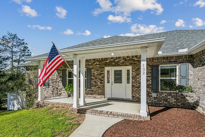 Property Photo:  132 Tranquility Drive  FL 32536 