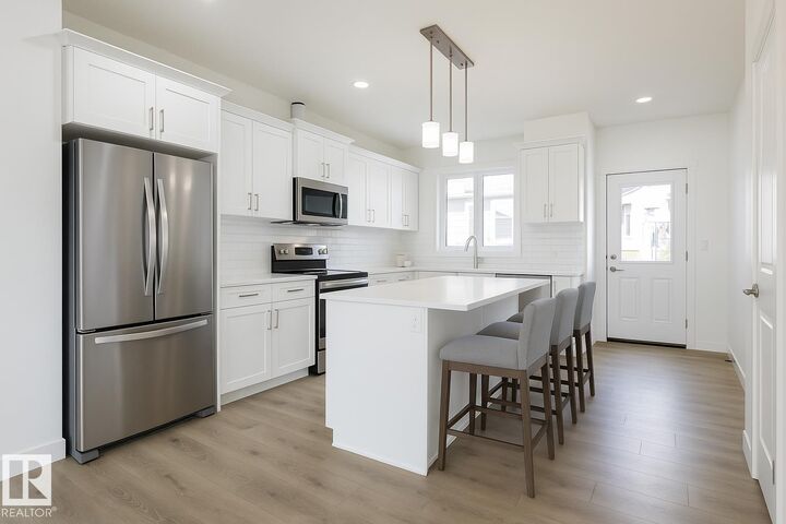 Property Photo: 606 Ashgrove Circle AB T9E 0K8