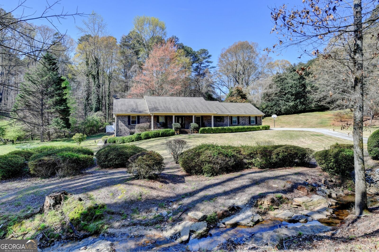 Property Photo:  2582 Kenwood Drive  GA 30096 