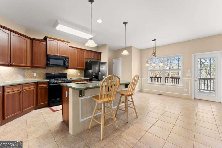 Property Photo:  1000 Island Bluff Lane  GA 30518 