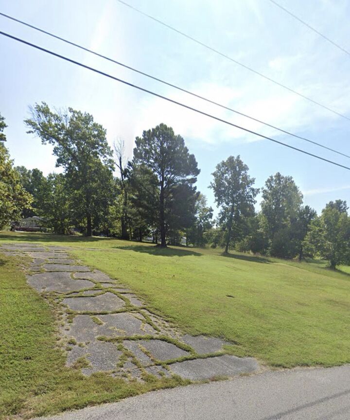 Property Photo:  1808 Crestview Dr  KY 42327 