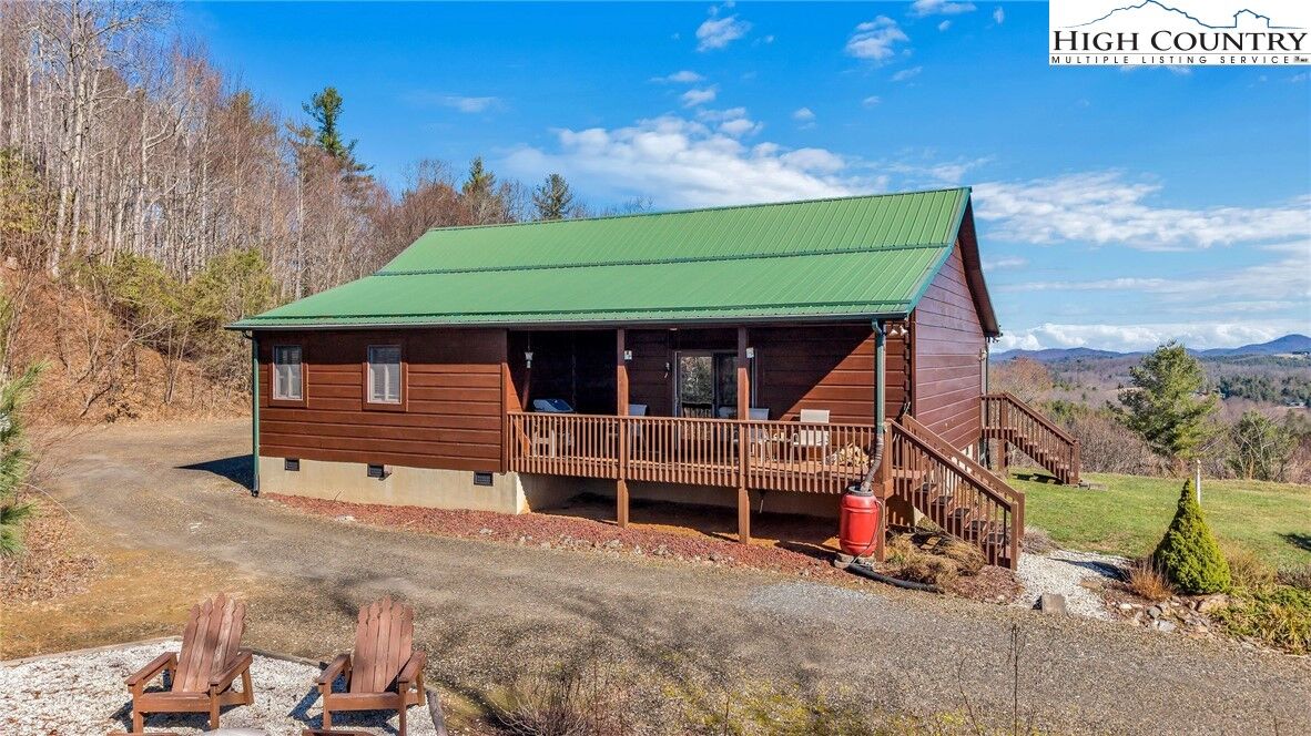 Property Photo:  619 Falcon Ridge Drive  NC 28694 