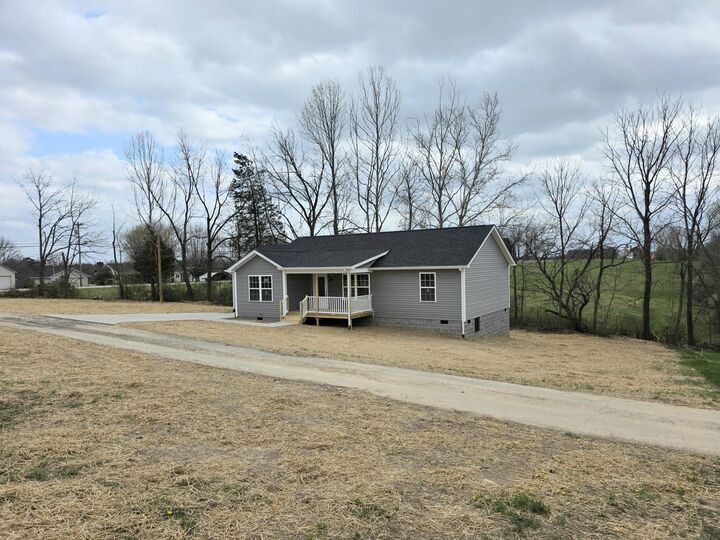 Property Photo:  315 Hawk Creek Road  KY 40741 