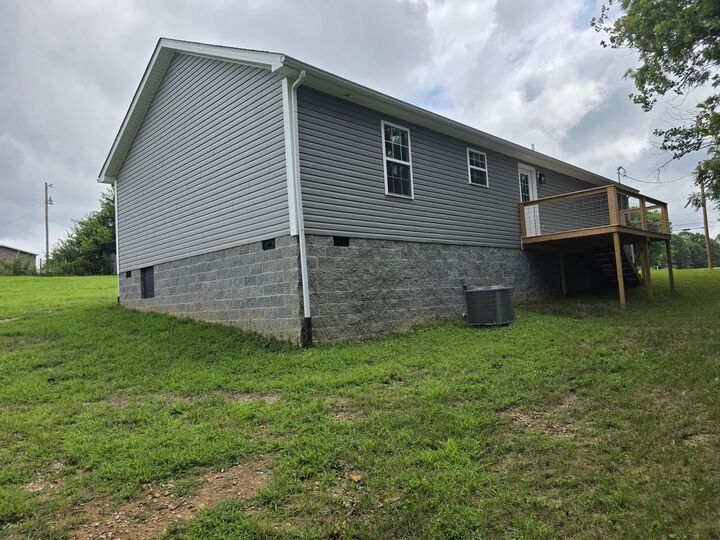 Property Photo:  315 Hawk Creek Road  KY 40741 