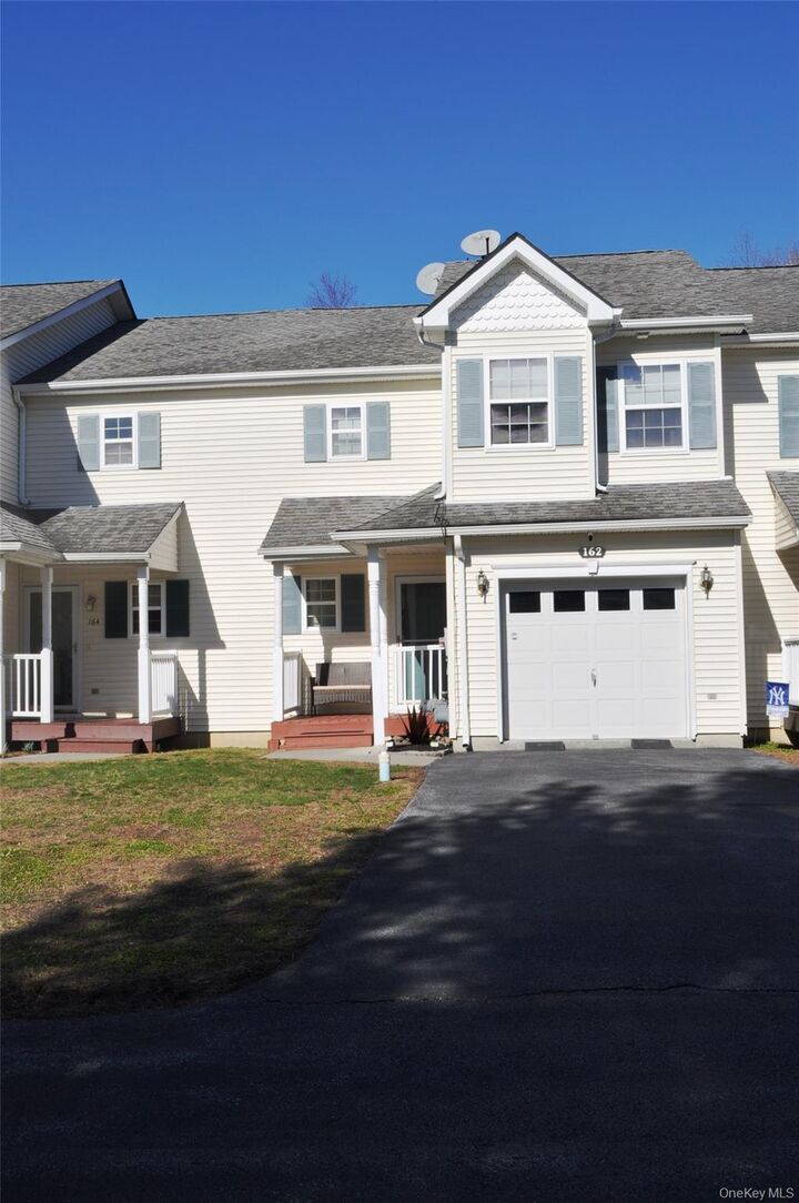 Property Photo:  162 Pinebrook Drive  NY 12538 