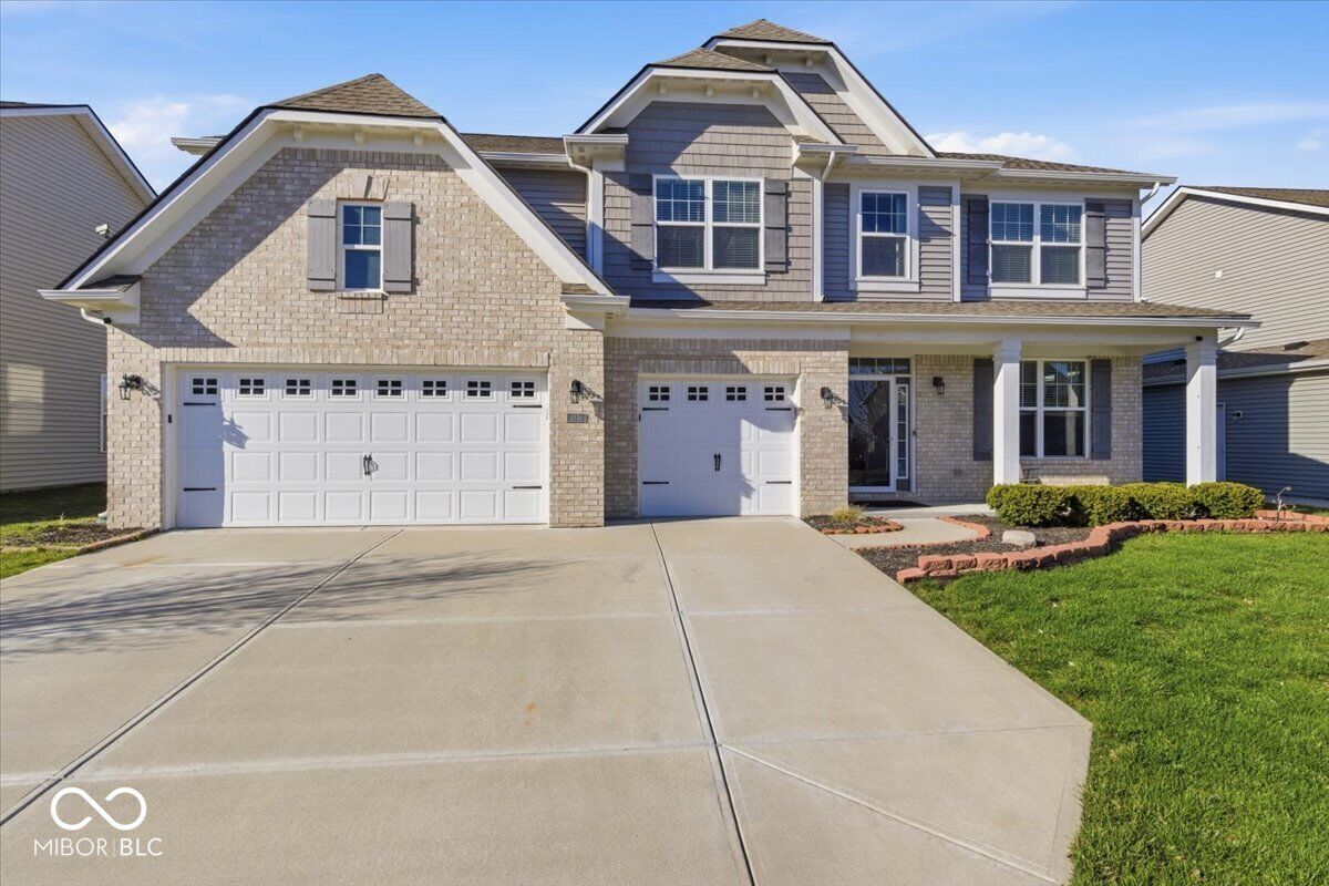 Property Photo: 1276 Sanderling Drive IN 46143
