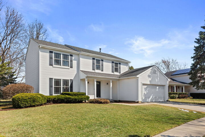 Property Photo:  751 Aberdeen Lane  IL 60089 