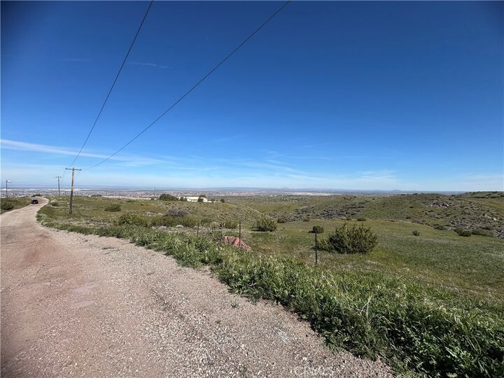 Property Photo: 0 Richte Ln Vic Angeles Fo CA 93510