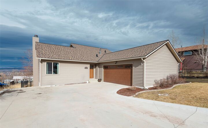 Property Photo: 1730 Flowerree Street MT 59601