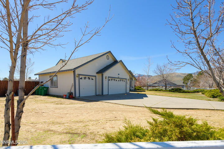 Property Photo:  1239 E Appion Way  NV 89701 