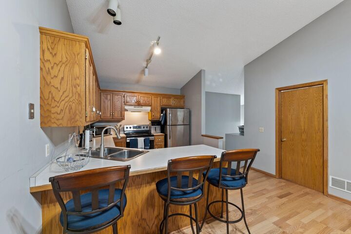 Property Photo: 6314 Cavell Court MN 55428